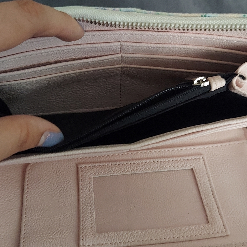 Betsey Johnson floral wallet